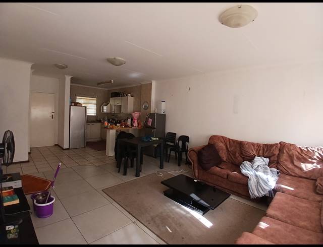 2 BEDROOM APARTMENT FOR SALE IN DENLEE